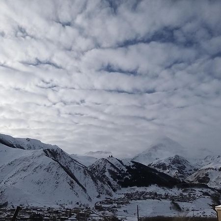 شقة Emotion Kazbegi الغرفة الصورة